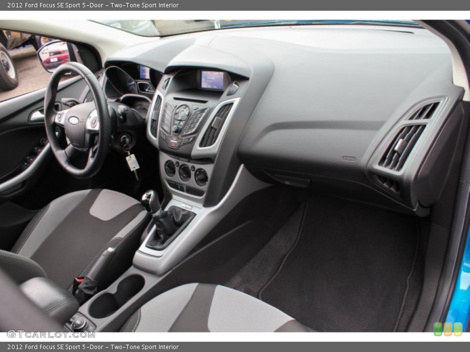 Two-Tone Sport Interior Dashboard for the 2012 Ford Focus SE Sport 5-Door #81152228