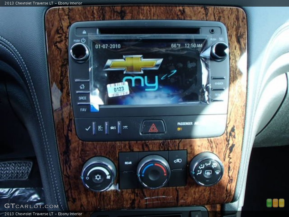 Ebony Interior Controls for the 2013 Chevrolet Traverse LT #81166376