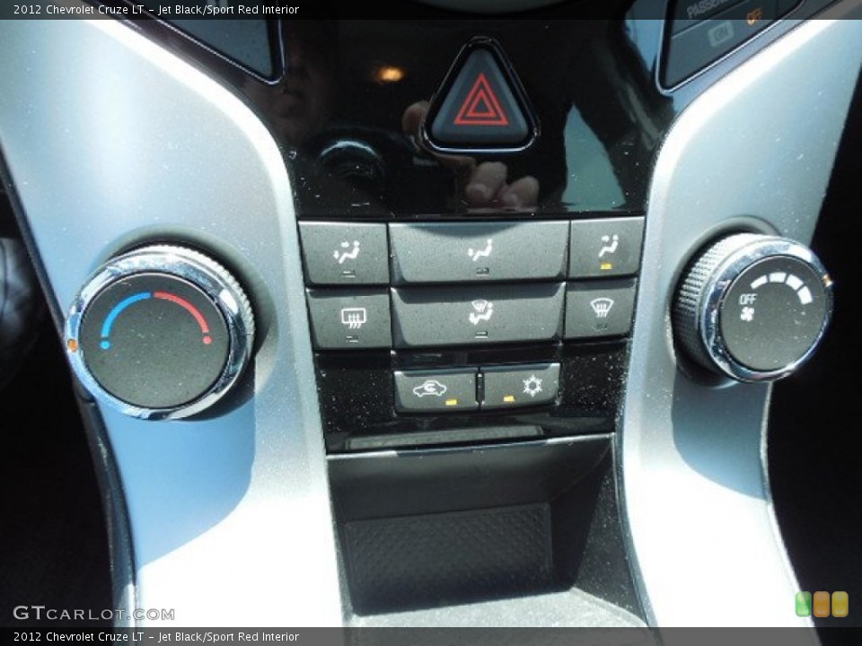 Jet Black/Sport Red Interior Controls for the 2012 Chevrolet Cruze LT #81167369