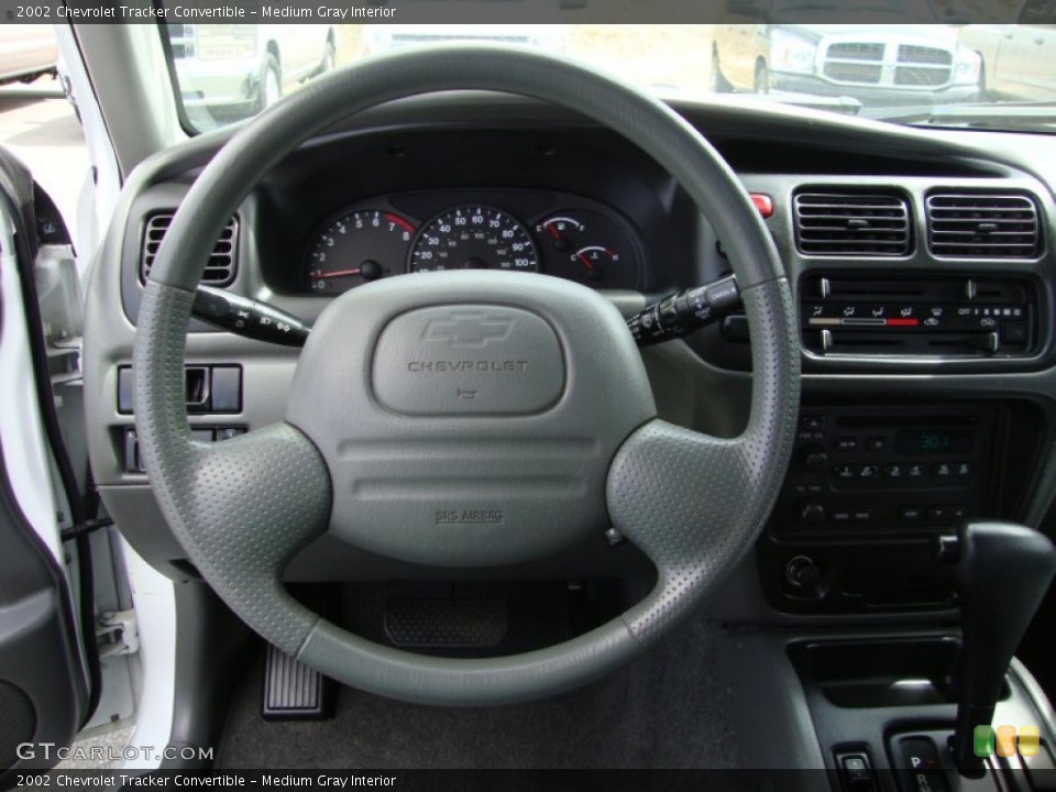 Medium Gray Interior Steering Wheel for the 2002 Chevrolet Tracker Convertible #81167467