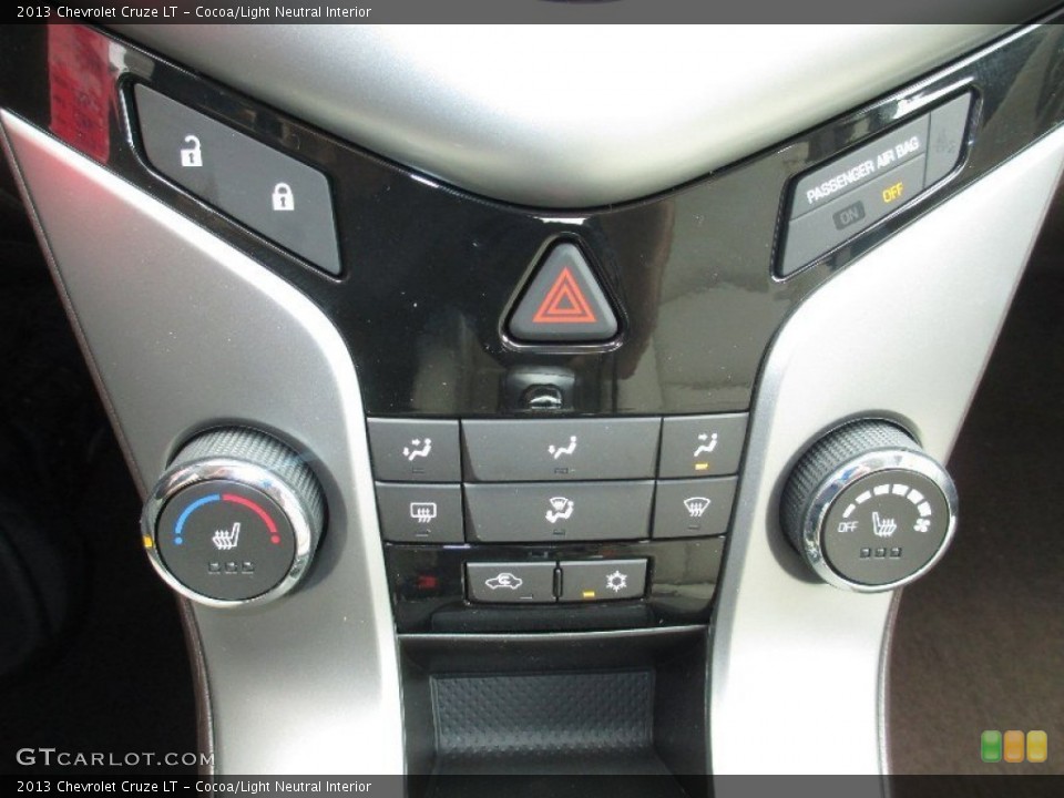 Cocoa/Light Neutral Interior Controls for the 2013 Chevrolet Cruze LT #81170190