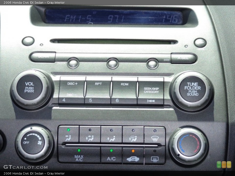 Gray Interior Controls for the 2006 Honda Civic EX Sedan #81172857