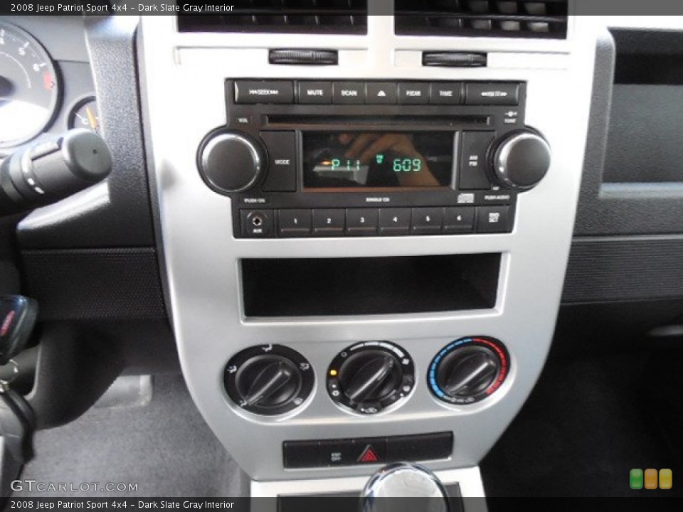 Dark Slate Gray Interior Controls for the 2008 Jeep Patriot Sport 4x4 #81180483
