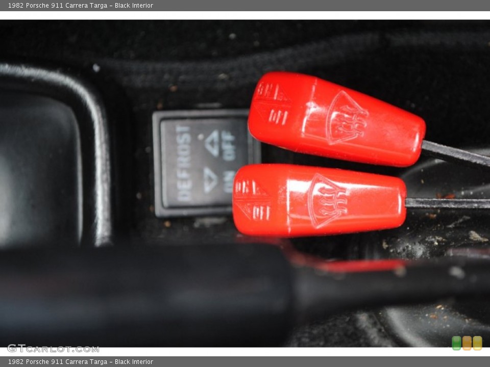 Black Interior Controls for the 1982 Porsche 911 Carrera Targa #81182048