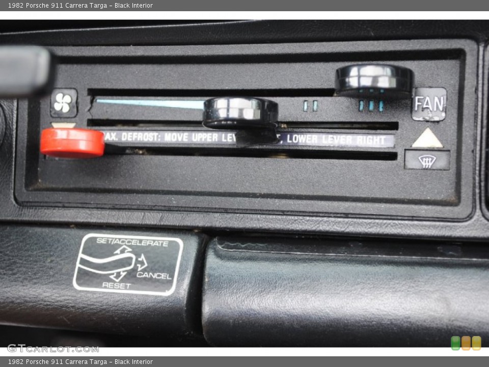 Black Interior Controls for the 1982 Porsche 911 Carrera Targa #81182154