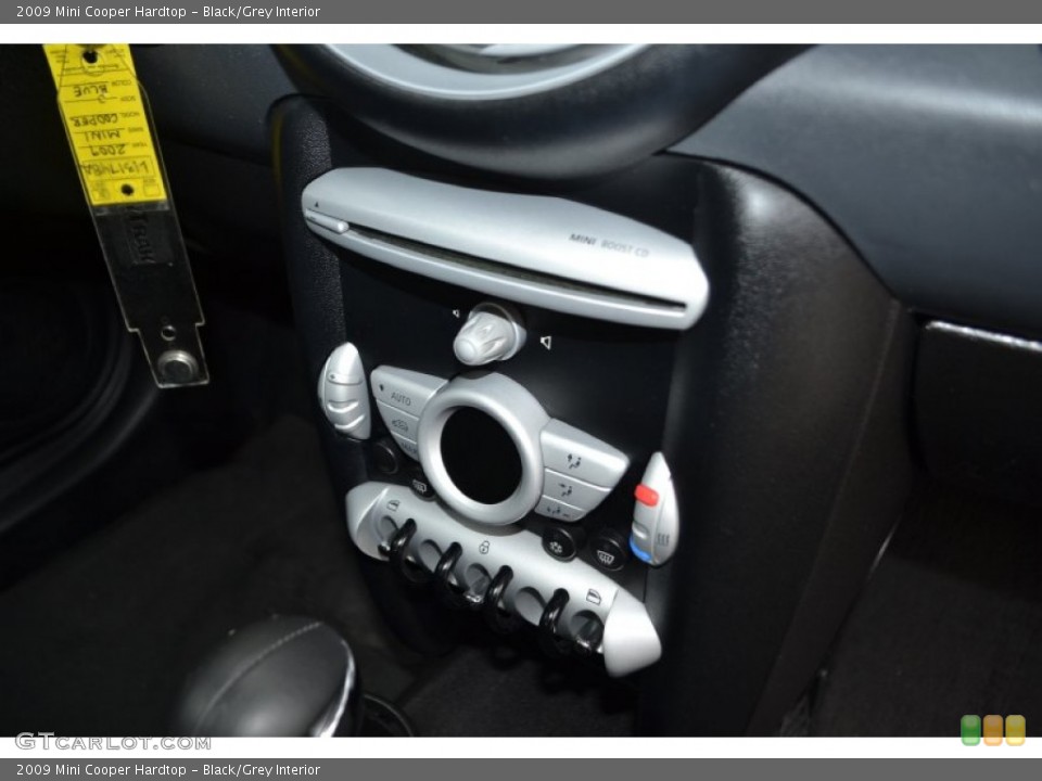 Black/Grey Interior Controls for the 2009 Mini Cooper Hardtop #81195786