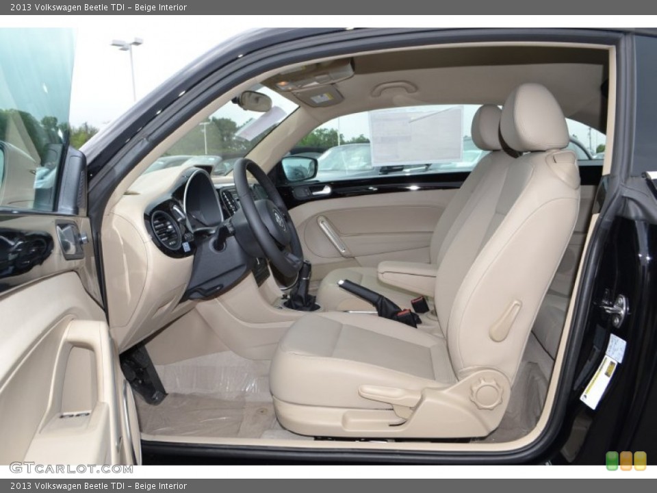 Beige Interior Photo for the 2013 Volkswagen Beetle TDI #81201285