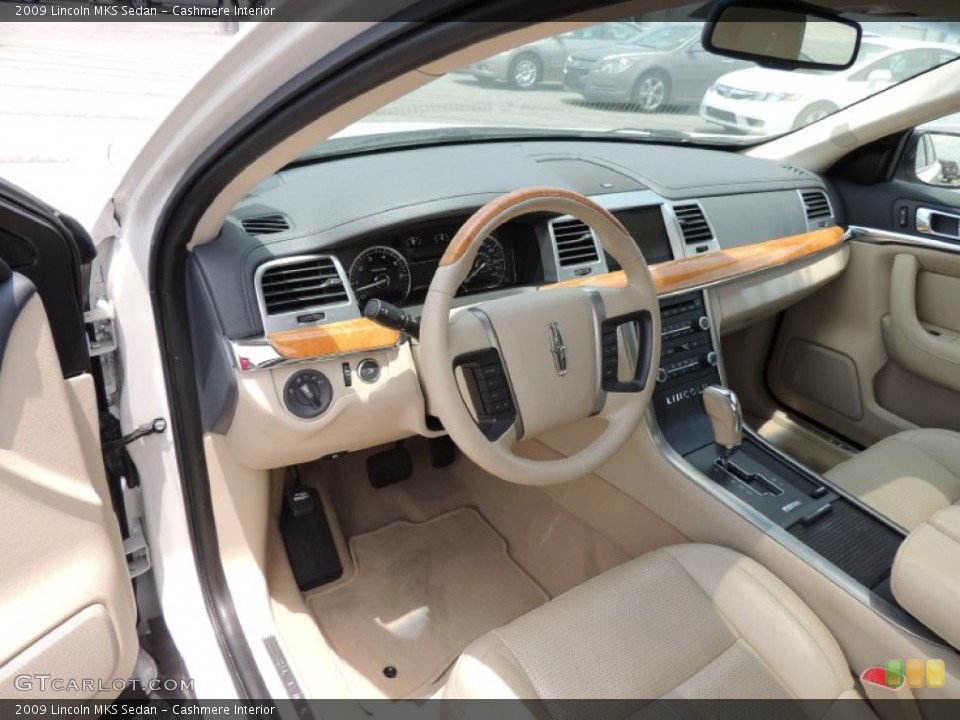Cashmere Interior Photo for the 2009 Lincoln MKS Sedan #81203518