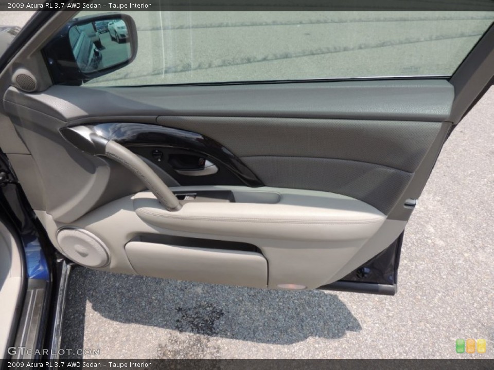 Taupe Interior Door Panel for the 2009 Acura RL 3.7 AWD Sedan #81204786