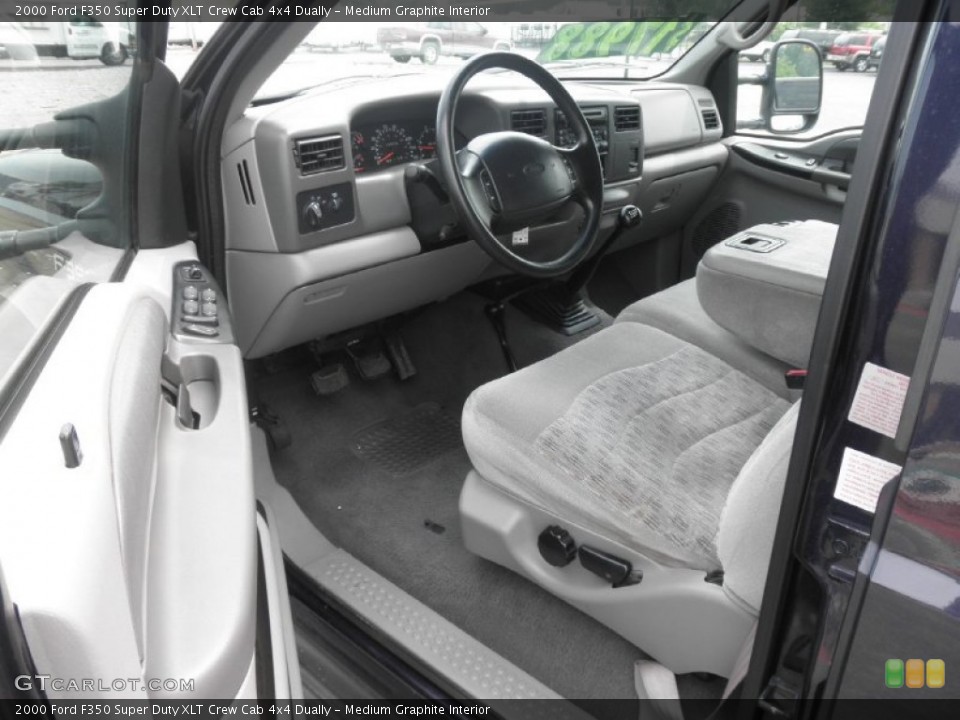 Medium Graphite Interior Photo for the 2000 Ford F350 Super Duty XLT Crew Cab 4x4 Dually #81209865