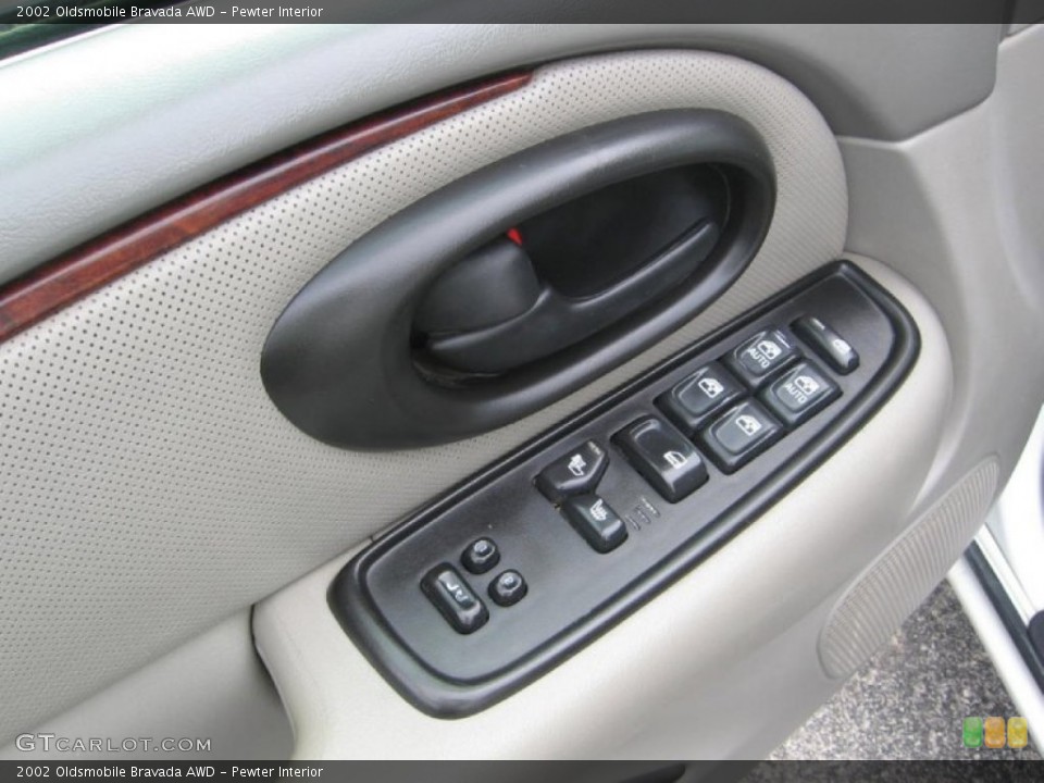Pewter Interior Controls for the 2002 Oldsmobile Bravada AWD #81227776