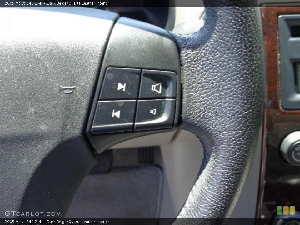 Dark Beige/Quartz Leather Interior Controls for the 2005 Volvo S40 2.4i #81234030