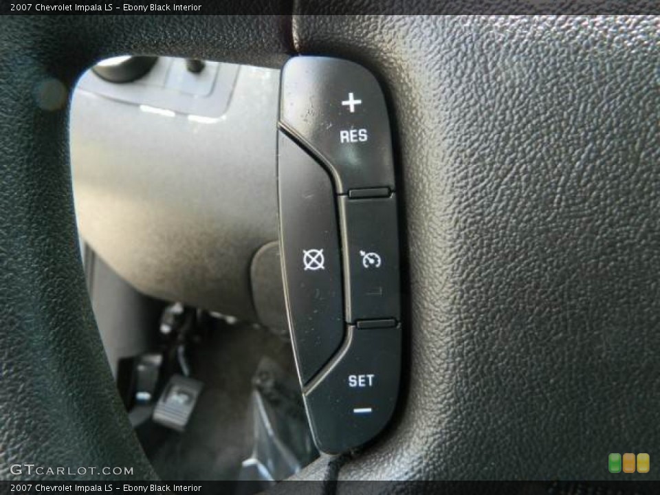 Ebony Black Interior Controls for the 2007 Chevrolet Impala LS #81242170