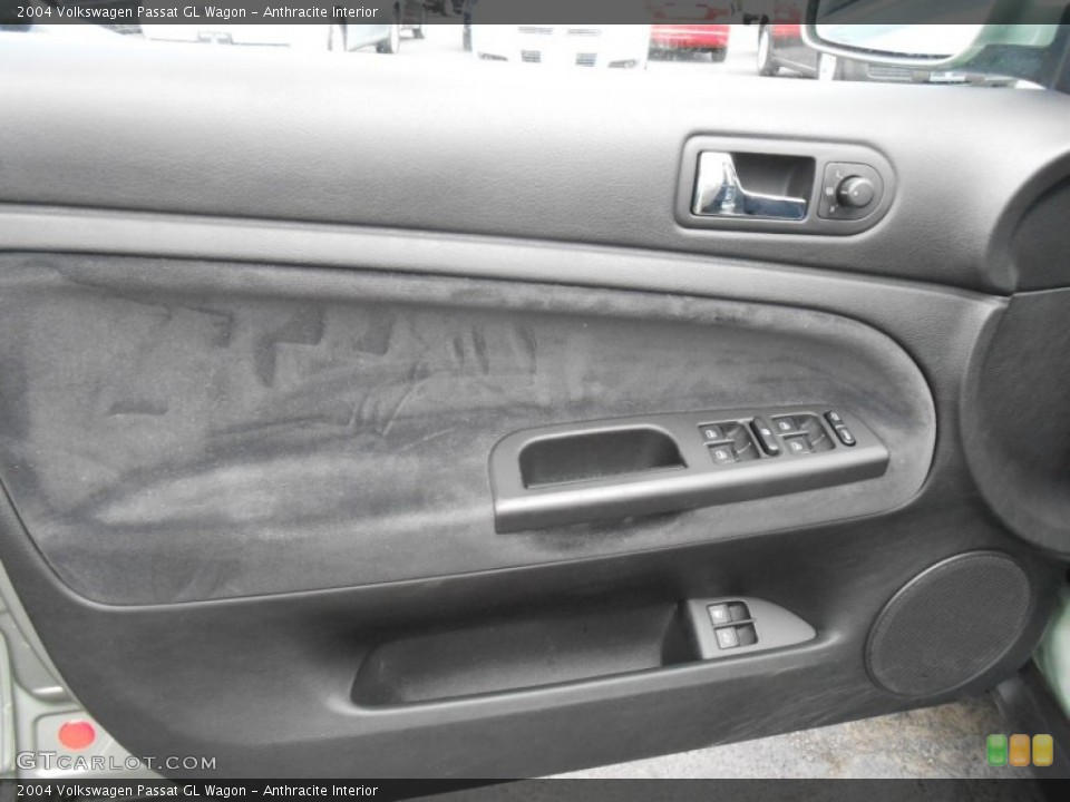 Anthracite Interior Door Panel for the 2004 Volkswagen Passat GL Wagon #81247762