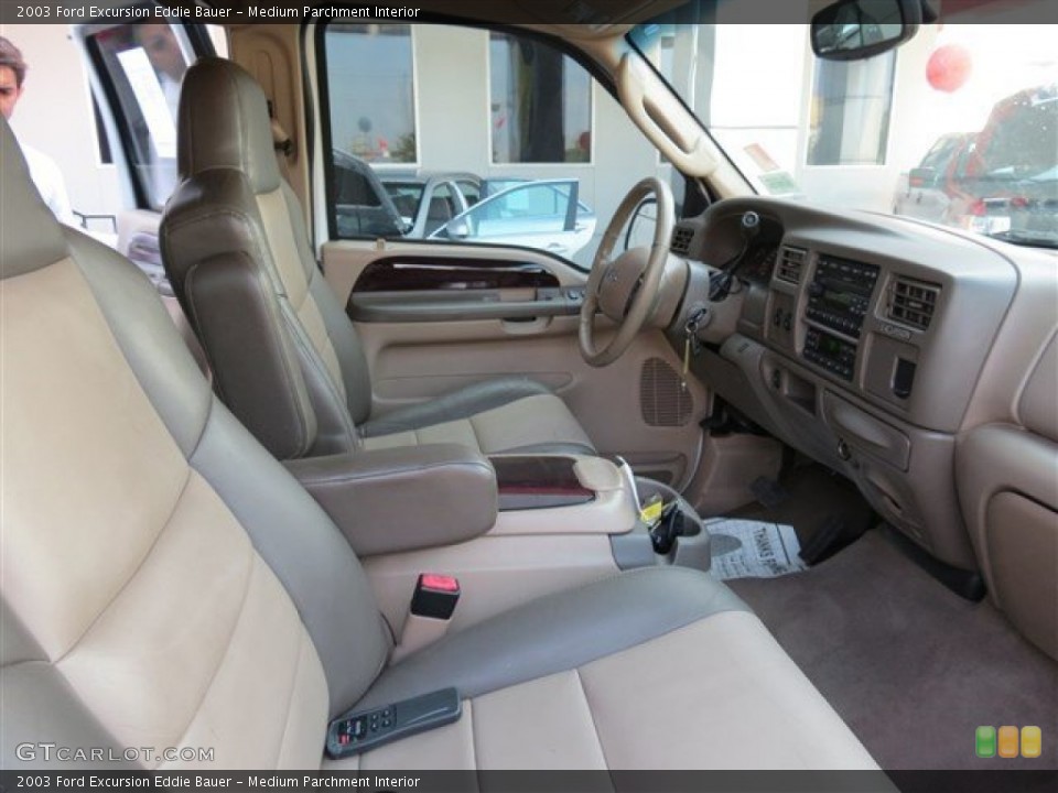 Medium Parchment Interior Photo for the 2003 Ford Excursion Eddie Bauer #81249028