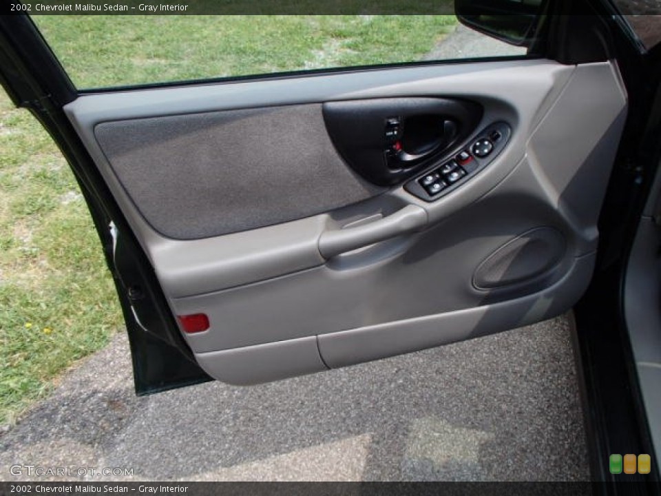 Gray Interior Door Panel for the 2002 Chevrolet Malibu Sedan #81262043