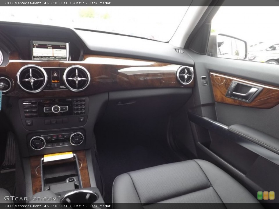 Black Interior Dashboard for the 2013 Mercedes-Benz GLK 250 BlueTEC 4Matic #81263933