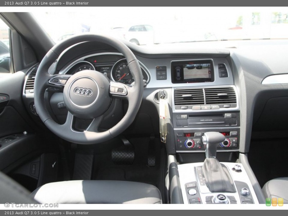 Black Interior Dashboard for the 2013 Audi Q7 3.0 S Line quattro #81278077