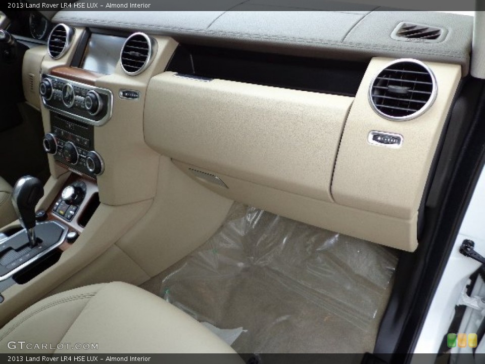 Almond Interior Dashboard for the 2013 Land Rover LR4 HSE LUX #81281536