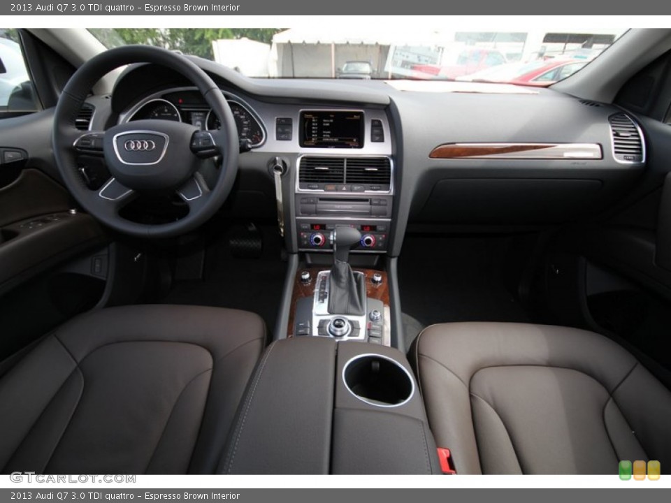 Espresso Brown Interior Dashboard for the 2013 Audi Q7 3.0 TDI quattro #81292518
