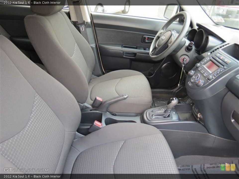 Black Cloth Interior Photo for the 2012 Kia Soul 1.6 #81292964