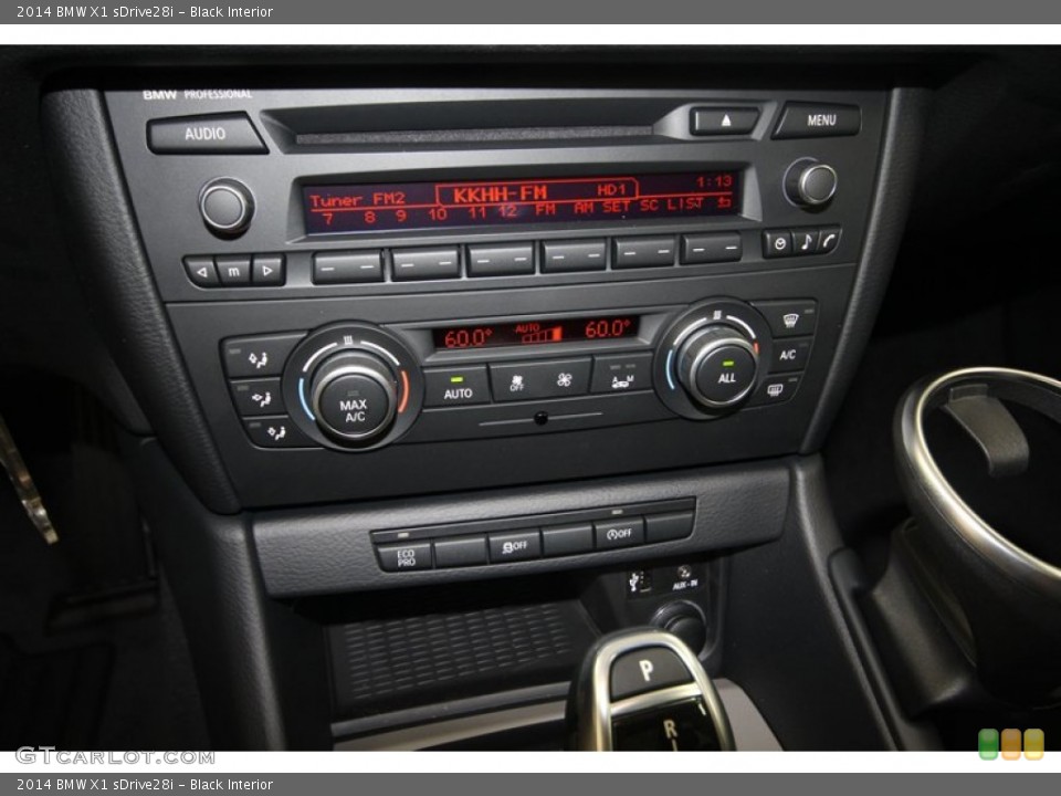 Black Interior Controls for the 2014 BMW X1 sDrive28i #81298256