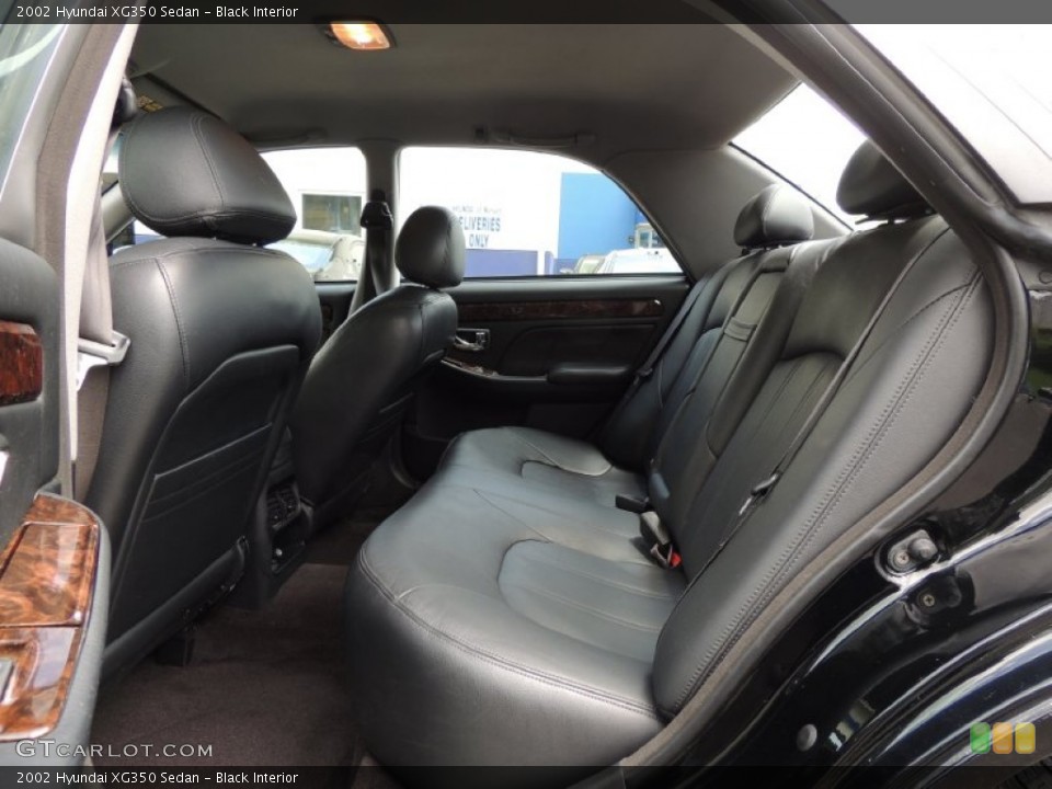 Black Interior Rear Seat for the 2002 Hyundai XG350 Sedan #81305648