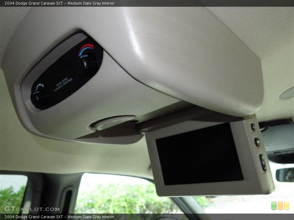 Medium Slate Gray Interior Entertainment System for the 2004 Dodge Grand Caravan SXT #81309922
