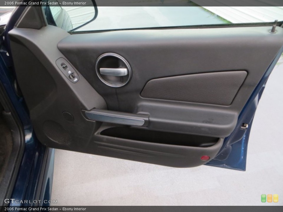 Ebony Interior Door Panel for the 2006 Pontiac Grand Prix Sedan #81323416