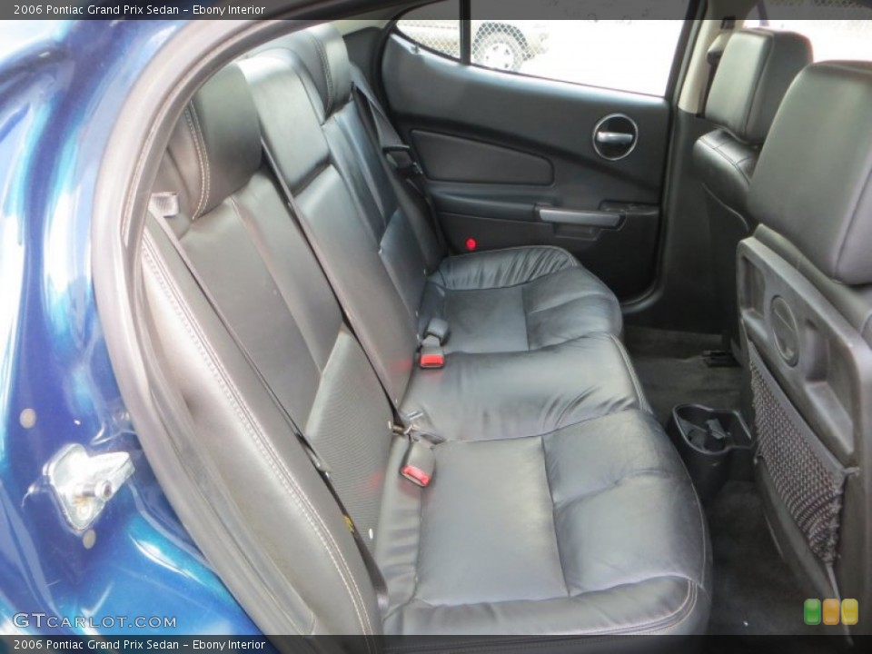 Ebony Interior Rear Seat for the 2006 Pontiac Grand Prix Sedan #81323511