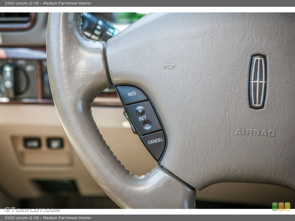 Medium Parchment Interior Controls for the 2000 Lincoln LS V8 #81332654
