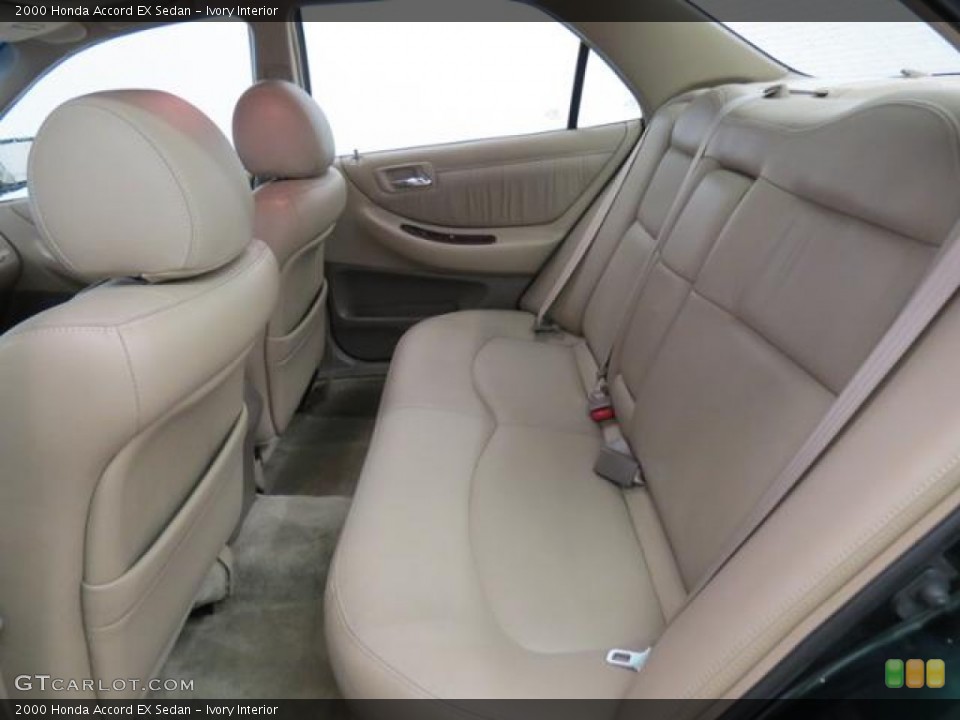 Ivory Interior Rear Seat for the 2000 Honda Accord EX Sedan #81332791