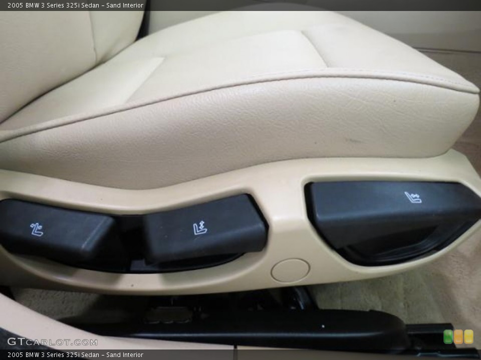 Sand Interior Controls for the 2005 BMW 3 Series 325i Sedan #81334694