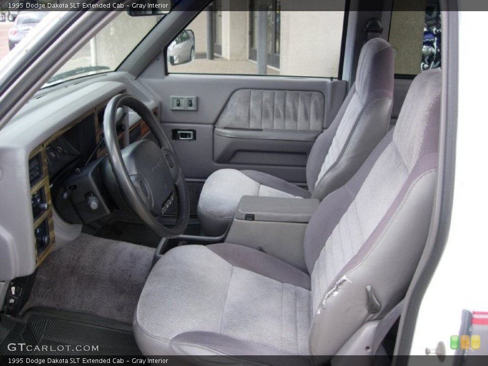 Gray Interior Photo for the 1995 Dodge Dakota SLT Extended Cab #81335724