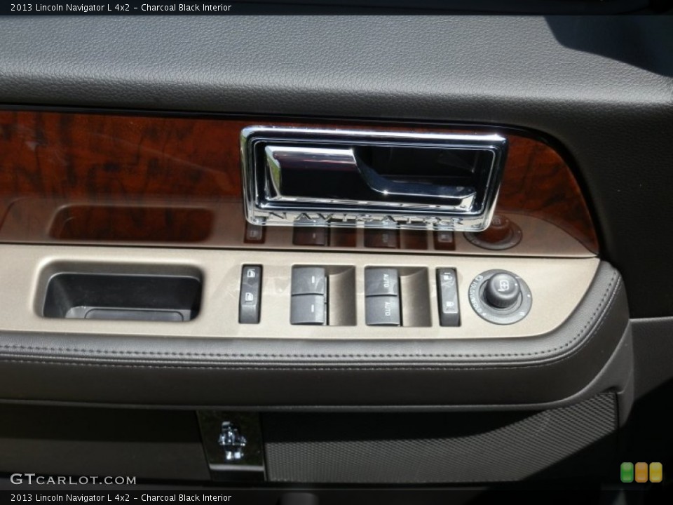 Charcoal Black Interior Controls for the 2013 Lincoln Navigator L 4x2 #81337010