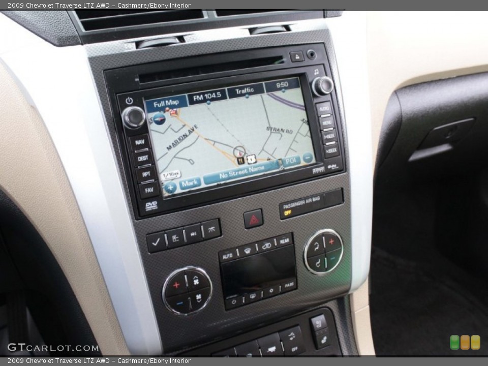 Cashmere/Ebony Interior Controls for the 2009 Chevrolet Traverse LTZ AWD #81341955
