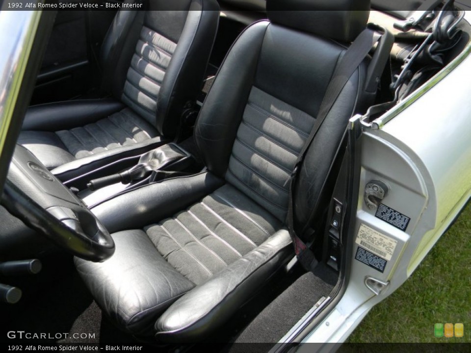 Black Interior Front Seat for the 1992 Alfa Romeo Spider Veloce #81344369