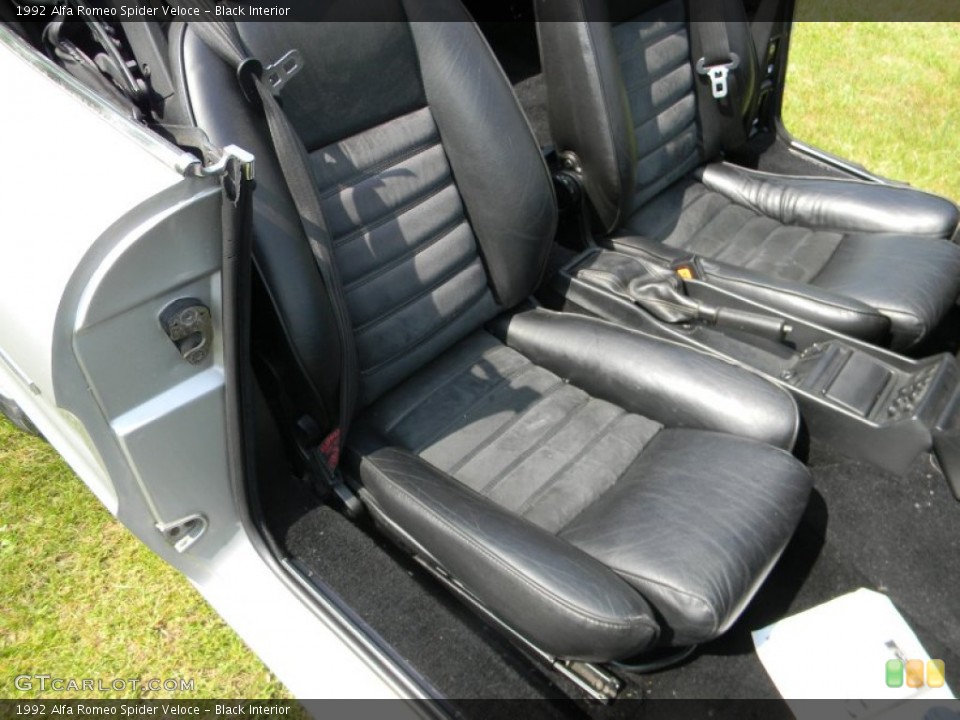 Black Interior Front Seat for the 1992 Alfa Romeo Spider Veloce #81344381