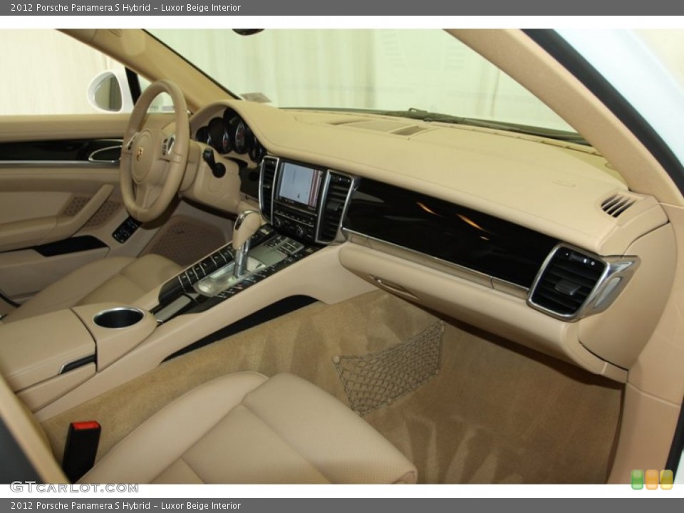 Luxor Beige Interior Dashboard for the 2012 Porsche Panamera S Hybrid #81347633