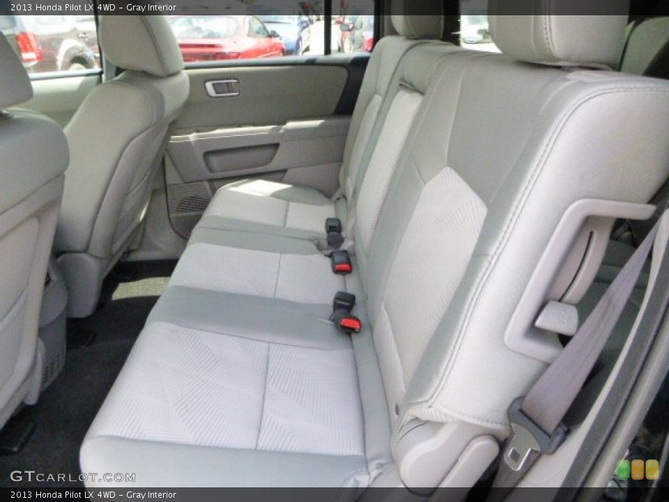 Gray Interior Rear Seat for the 2013 Honda Pilot LX 4WD #81348110