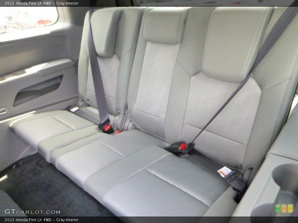 Gray Interior Rear Seat for the 2013 Honda Pilot LX 4WD #81348116