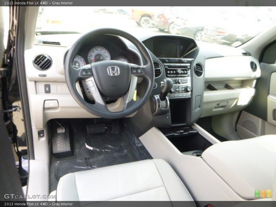 Gray Interior Prime Interior for the 2013 Honda Pilot LX 4WD #81348122