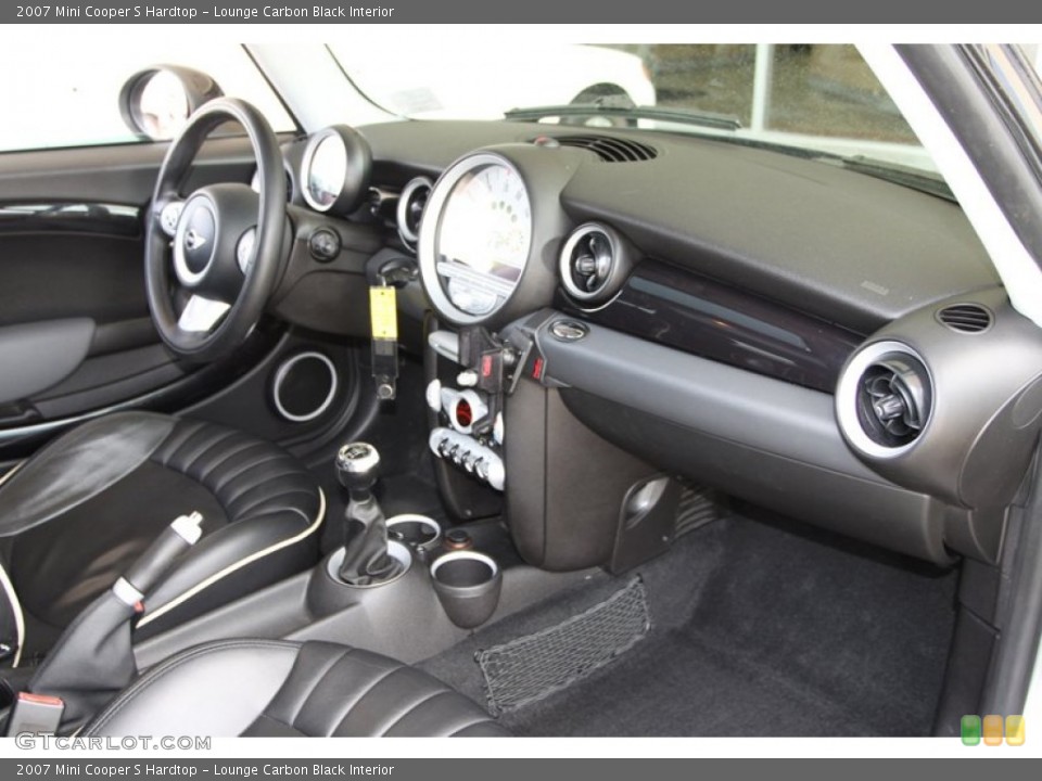 Lounge Carbon Black Interior Dashboard for the 2007 Mini Cooper S Hardtop #81353359