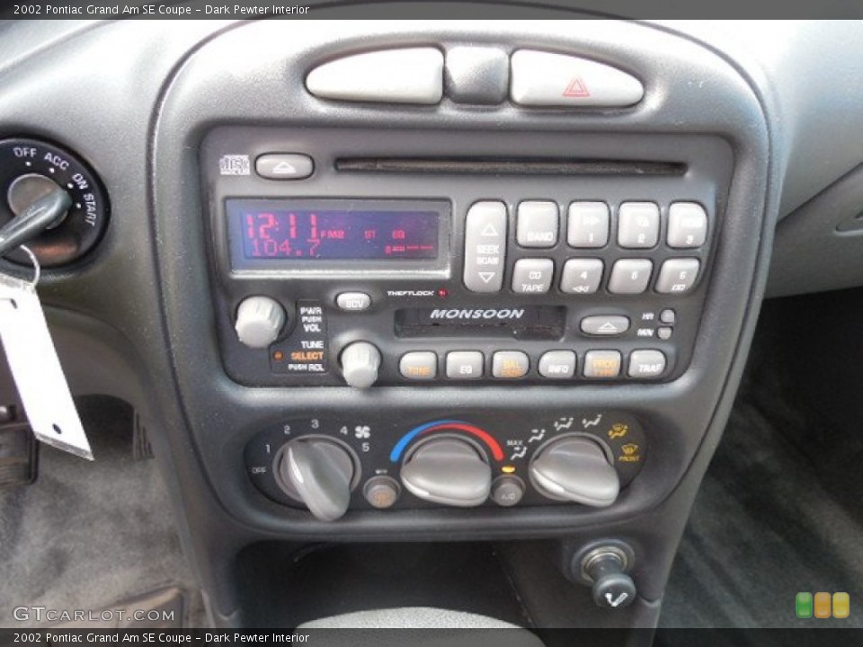 Dark Pewter Interior Controls for the 2002 Pontiac Grand Am SE Coupe #81357465