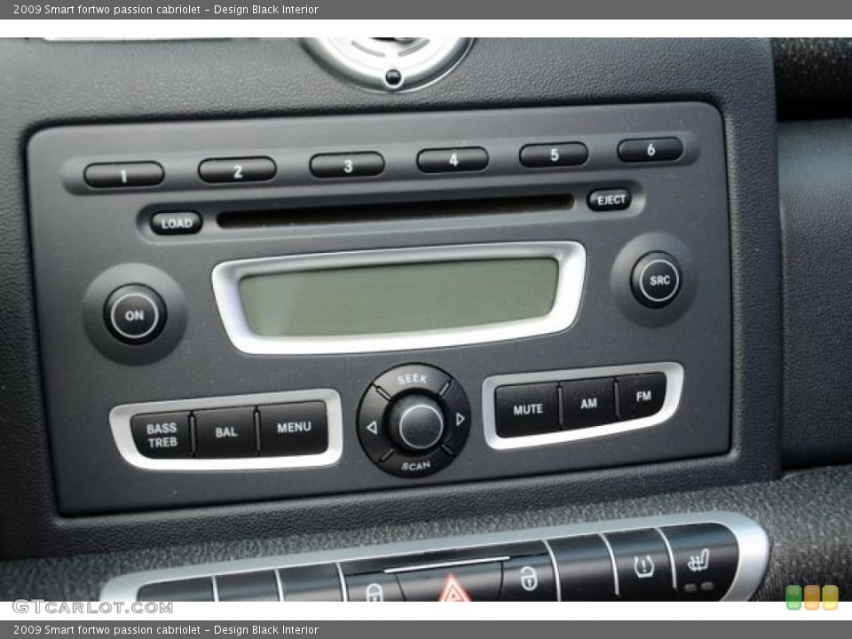 Design Black Interior Audio System for the 2009 Smart fortwo passion cabriolet #81360363