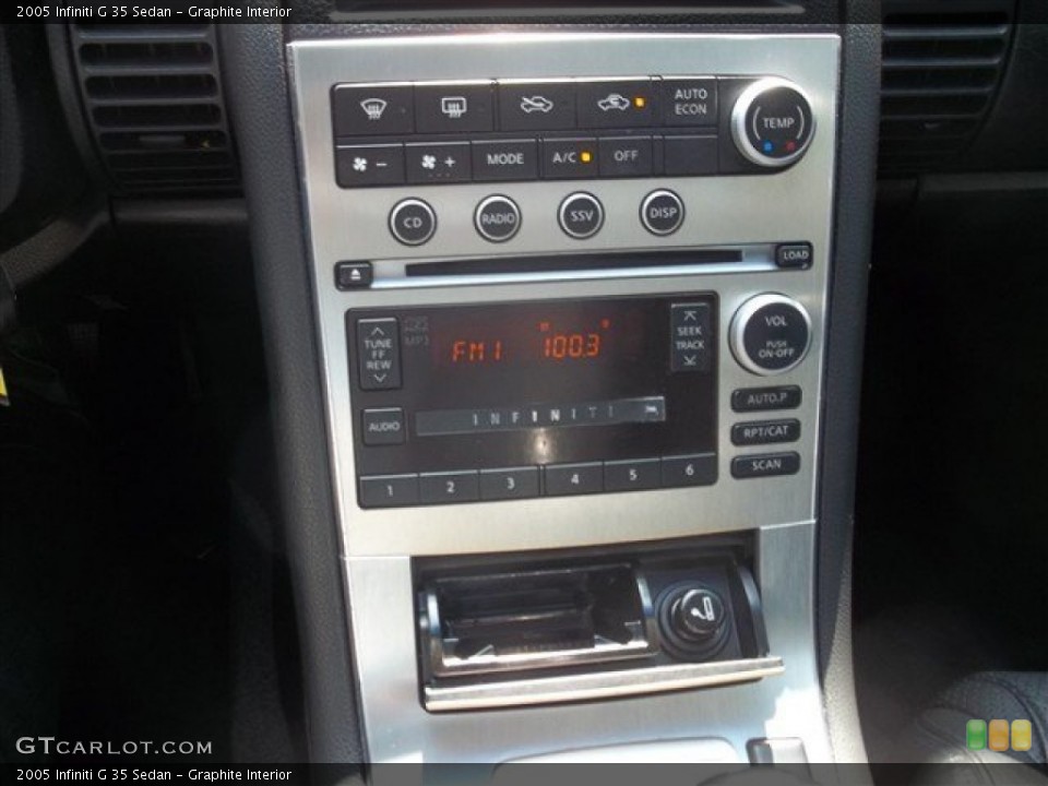Graphite Interior Controls for the 2005 Infiniti G 35 Sedan #81361116
