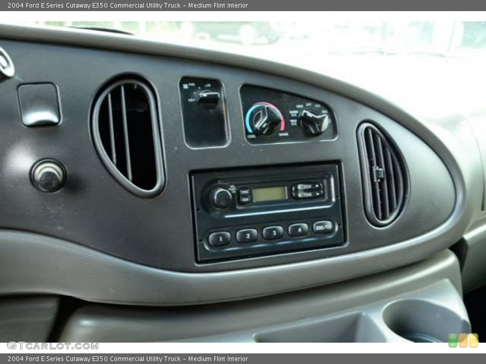 Medium Flint Interior Controls for the 2004 Ford E Series Cutaway E350 Commercial Utility Truck #81365133