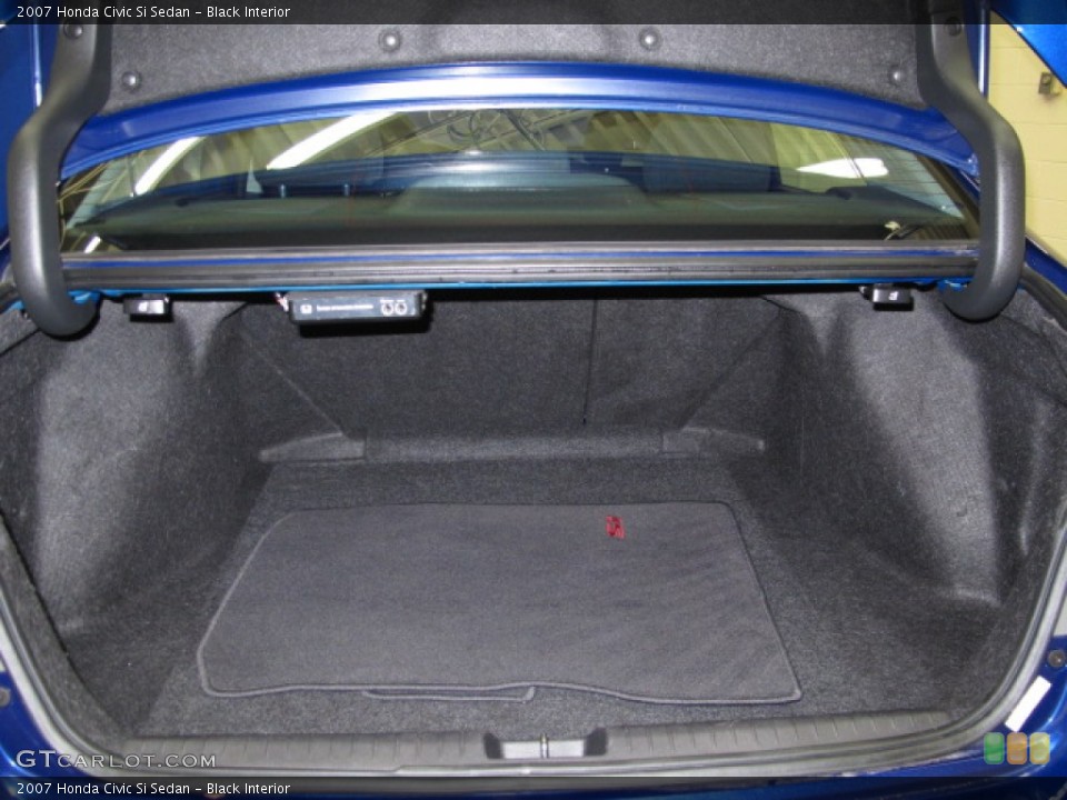 Black Interior Trunk for the 2007 Honda Civic Si Sedan #81375432