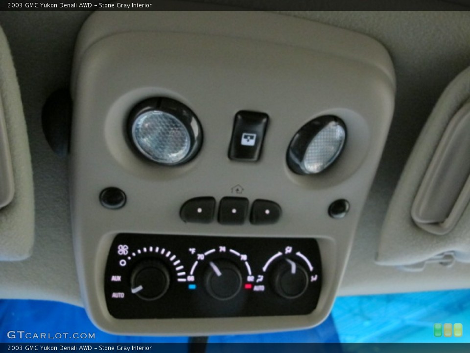 Stone Gray Interior Controls for the 2003 GMC Yukon Denali AWD #81376611