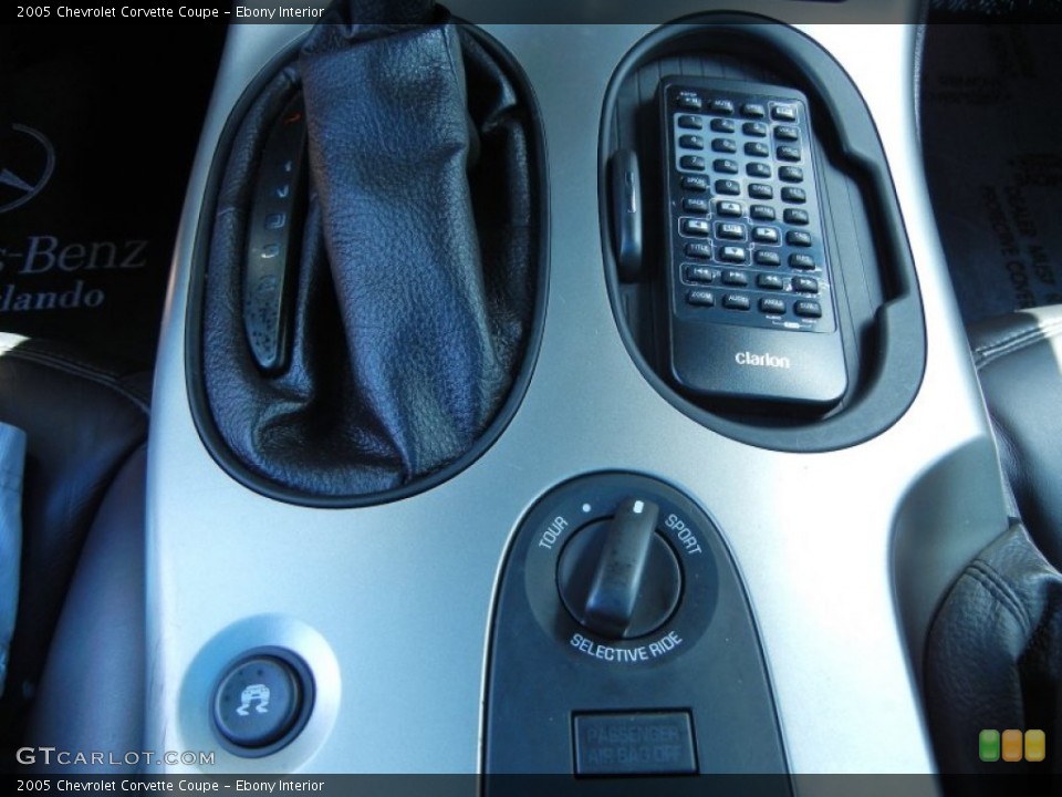 Ebony Interior Controls for the 2005 Chevrolet Corvette Coupe #81377259